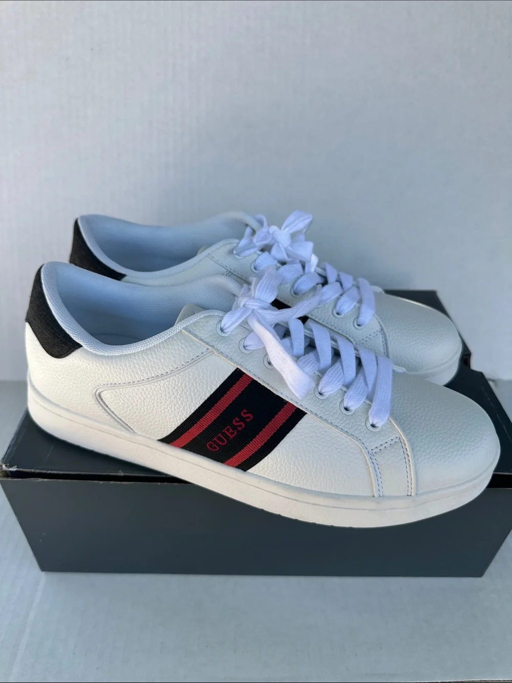 GUESS Men’s White Low-Top Sneakers with Black & Red Stripes